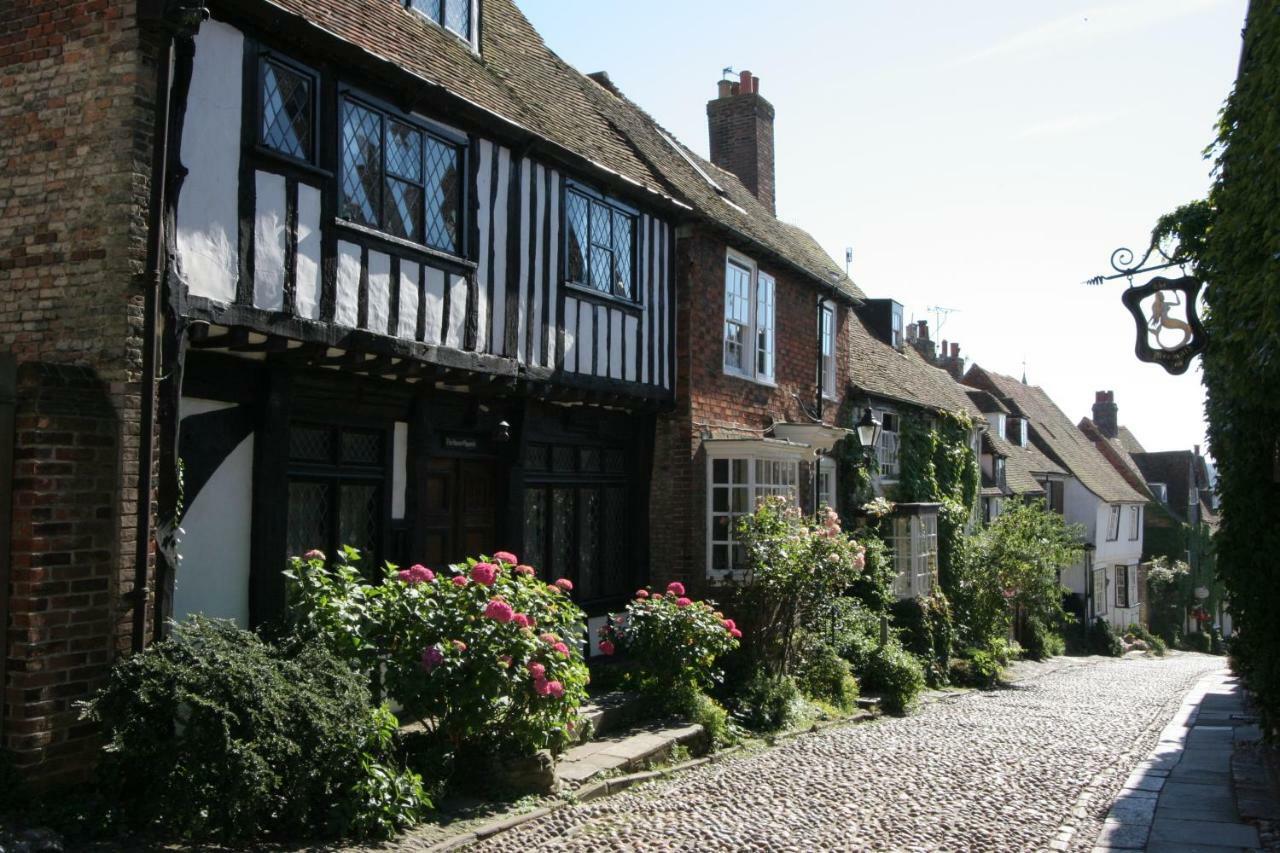 Crown Cottage ライ エクステリア 写真