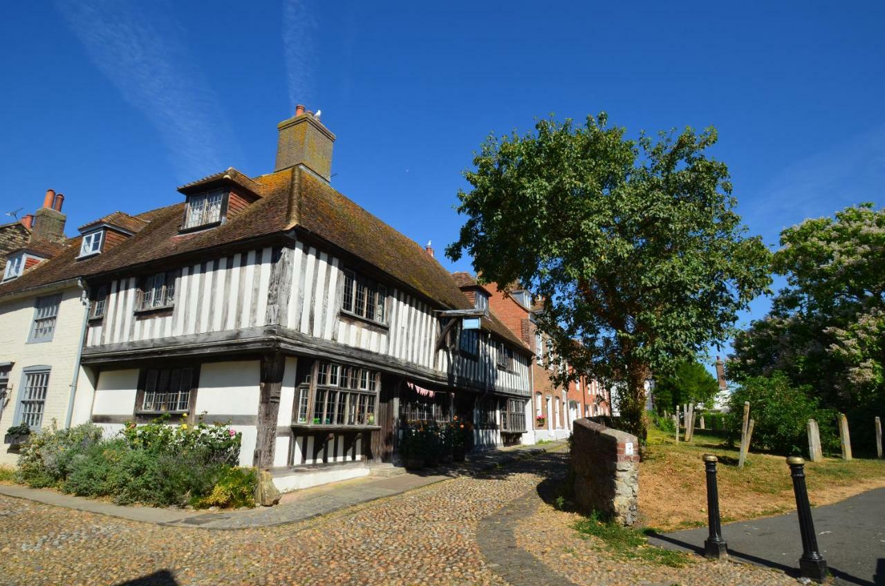 Crown Cottage ライ エクステリア 写真